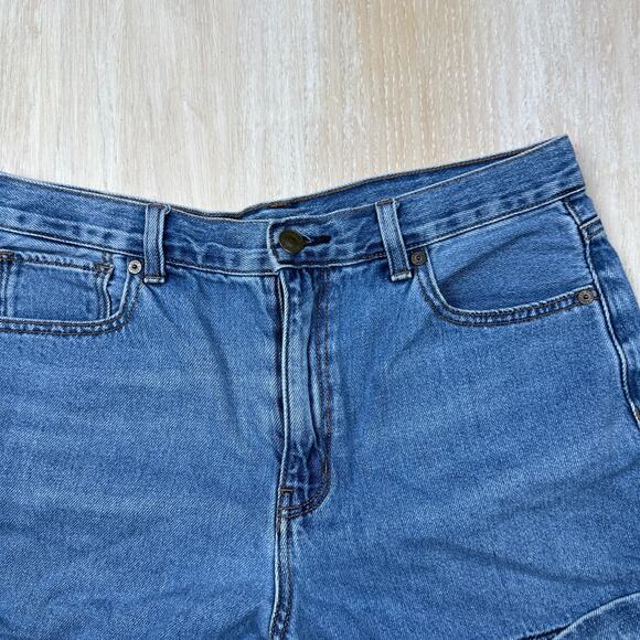 American Eagle Mom Short High Waisted Blue Medium Wash Denim Jean Shorts 10 - Picture 2 of 13